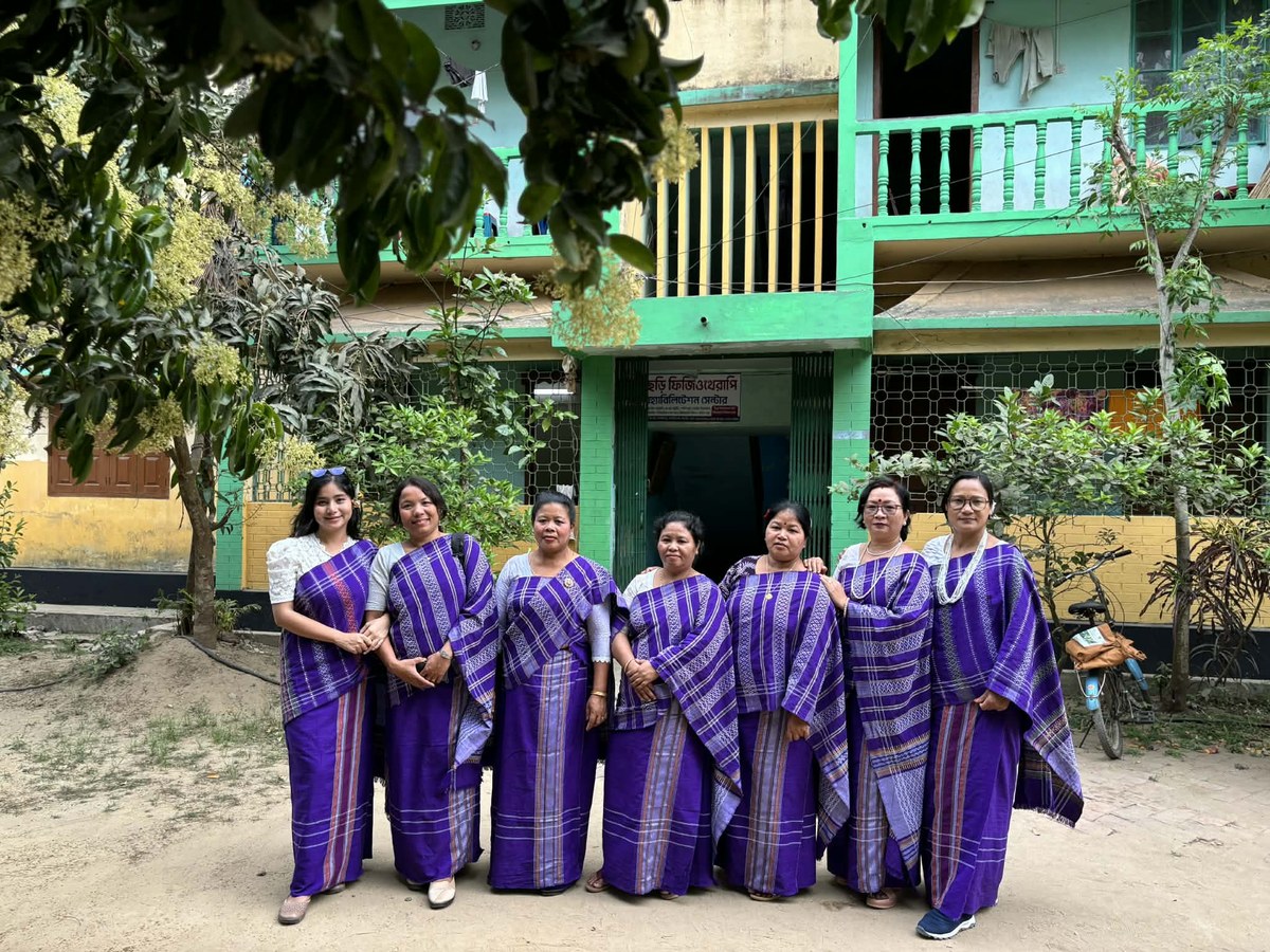 Indigenous women in traditional dress